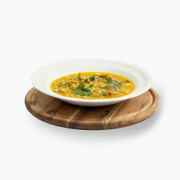 Pea soup with pork and smoked bacon