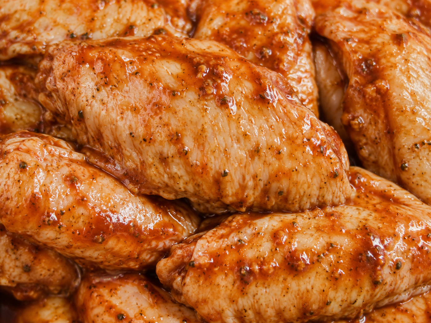 Hähnchenflügel BBQ – mariniert und grillfertig