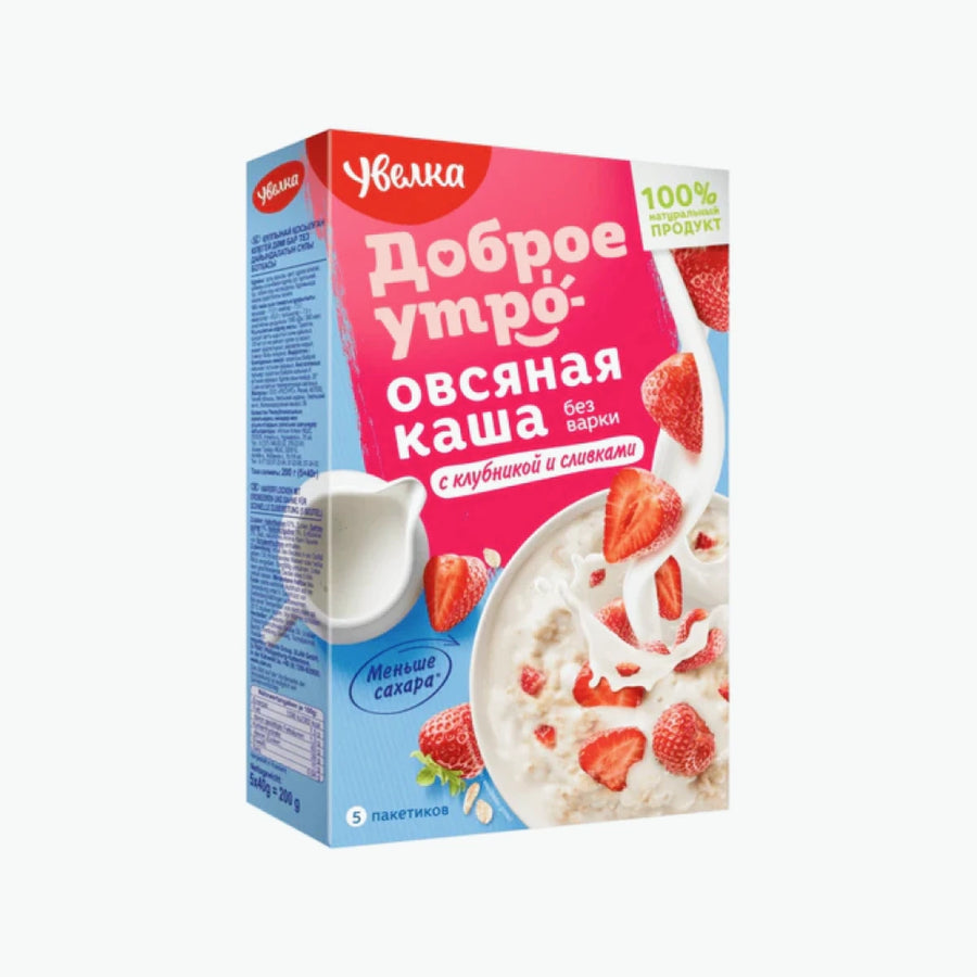 Uvelka Haferflockenbrei mit Erdbeeren und Sahne