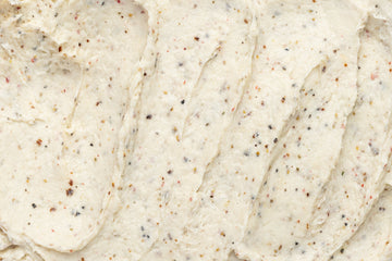 Speckaufstrich mit schwarzem Pfeffer, handgemacht