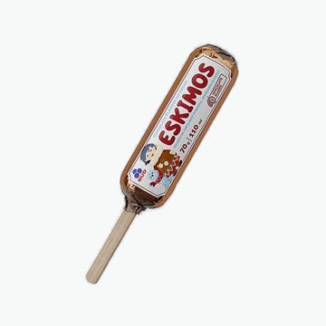 Eskimo-Eis mit Schokogeschmack und Schokoglasur