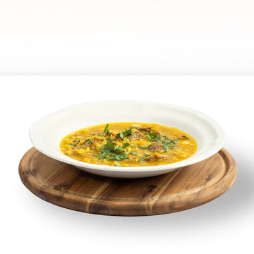 Pea soup with pork and smoked bacon