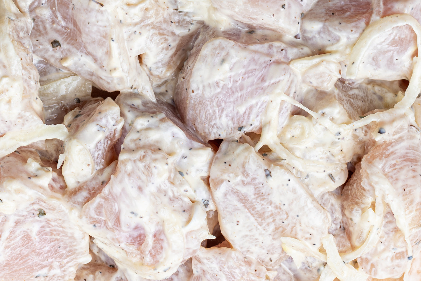 Schaschlick aus Hähnchenbrustfiletin Senf-Joghurt Marinade, roh und tiefgefroren