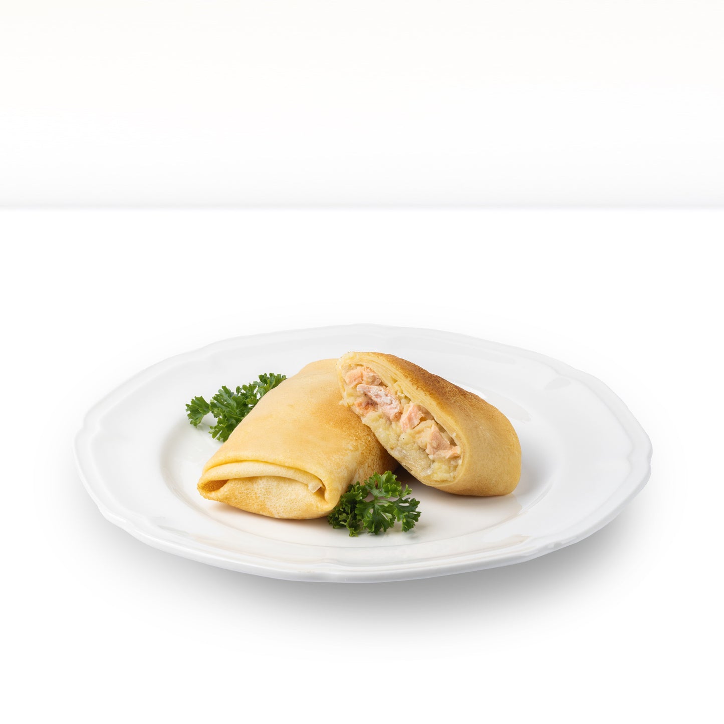 Blinis mit Kartoffeln und gebratenem Lachsfilet, handgemacht